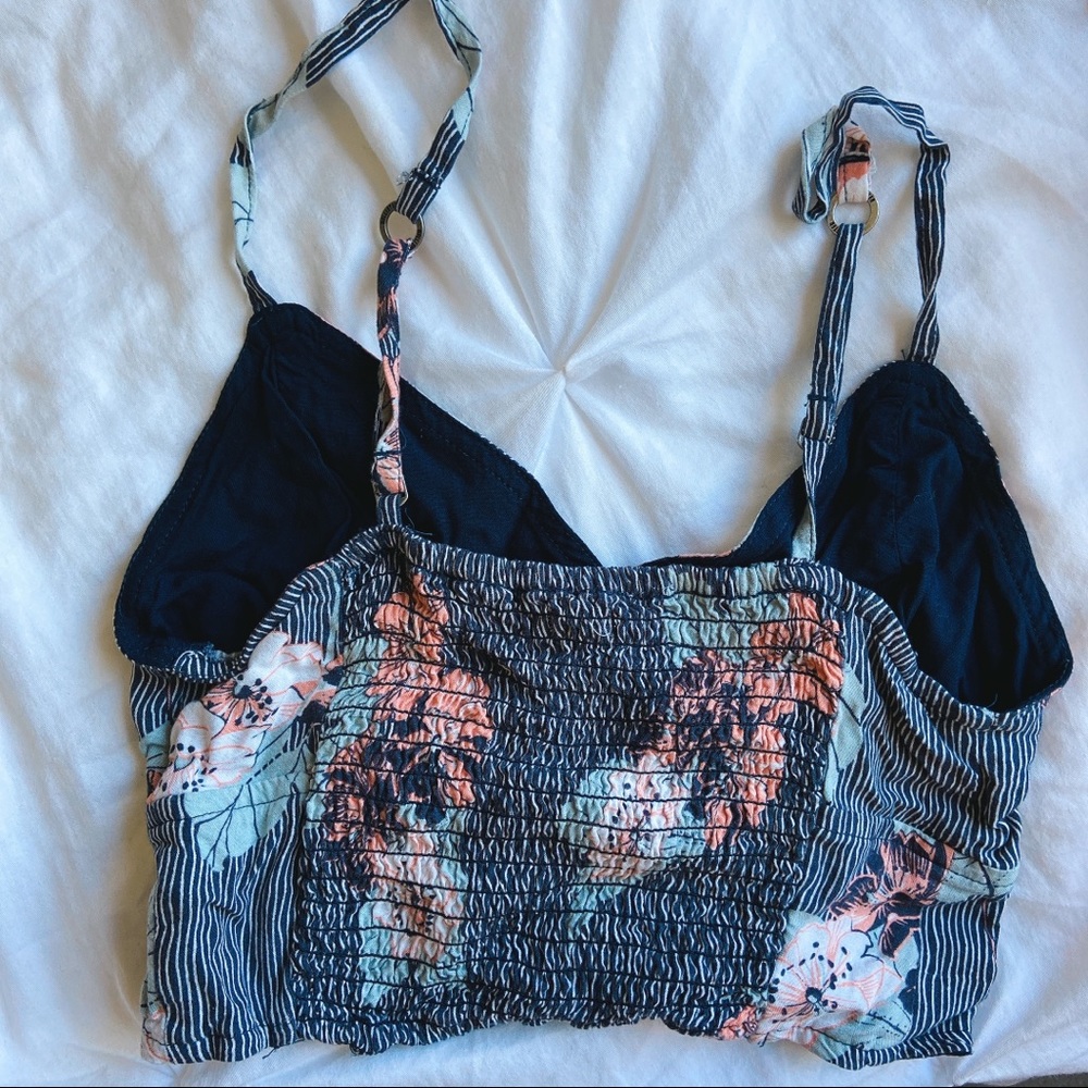 Crop Top - Picture 2 of 3